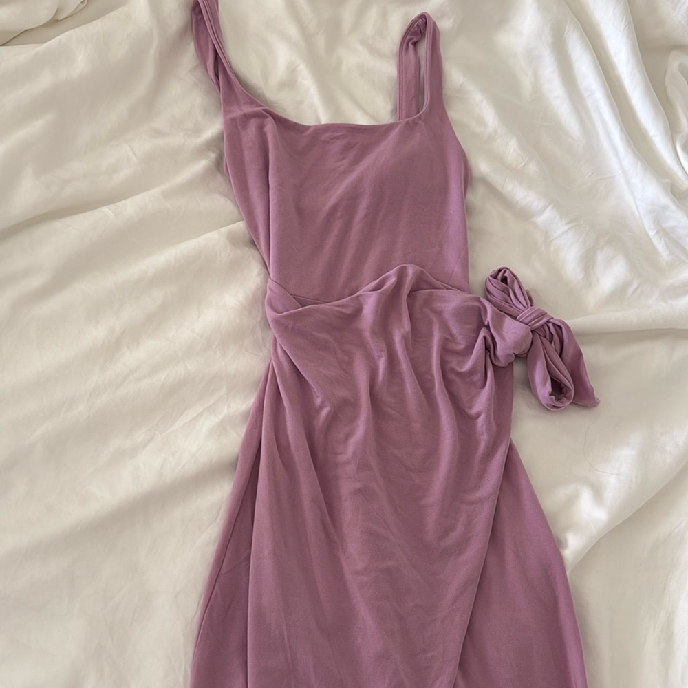 Aritzia Wilfred Saturn dress